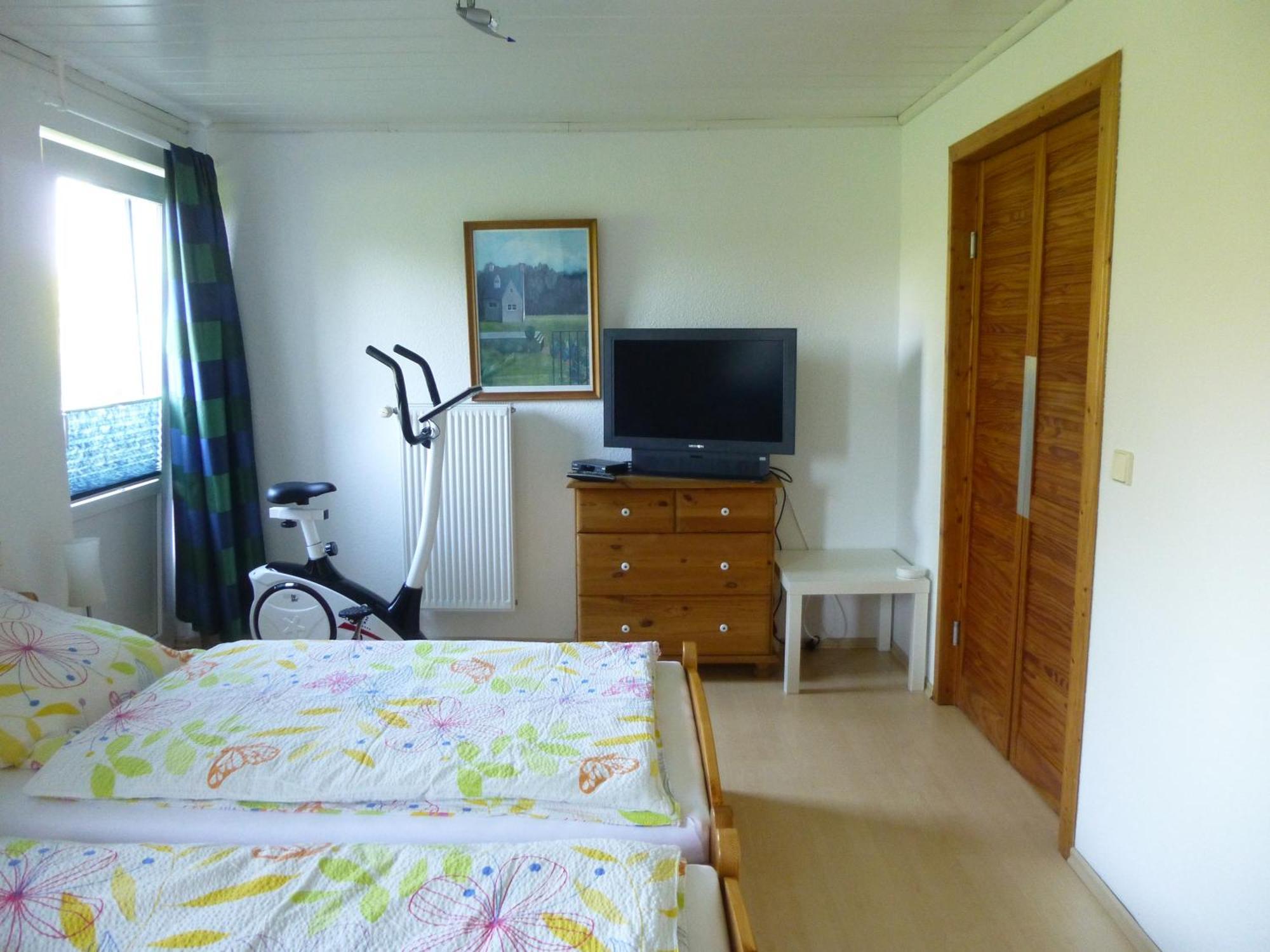 Ferienwohnung Stoeterau - Ebenerdige Fewo Mit Sonnenterrasse Erfde Exteriér fotografie