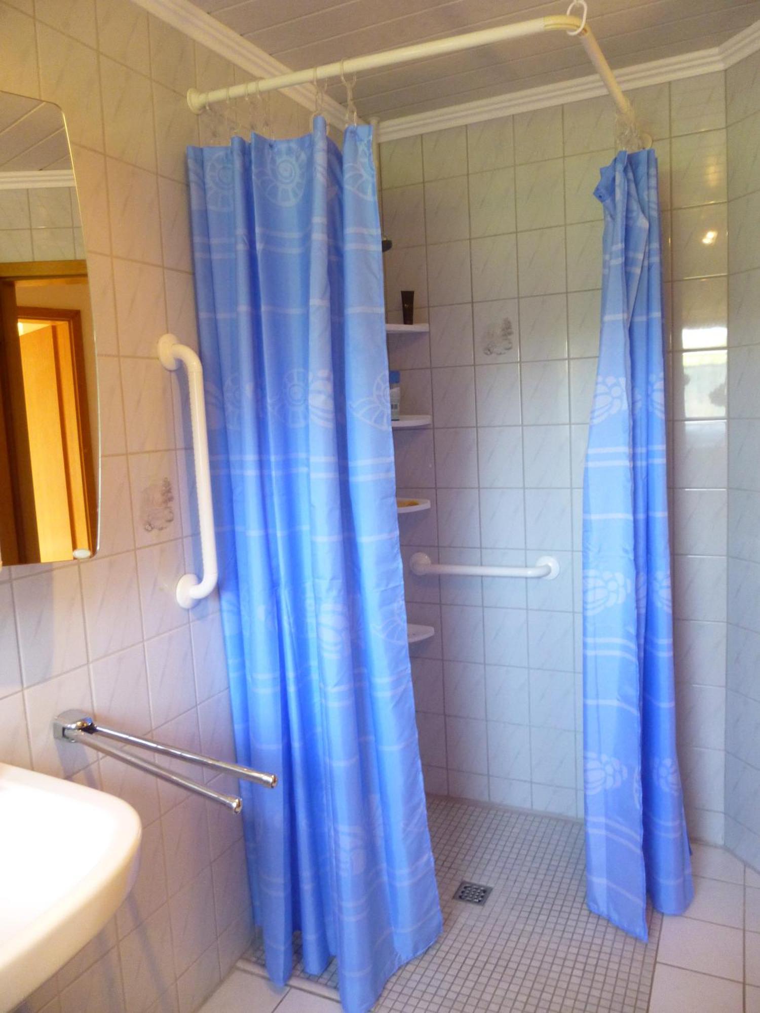 Ferienwohnung Stoeterau - Ebenerdige Fewo Mit Sonnenterrasse Erfde Exteriér fotografie
